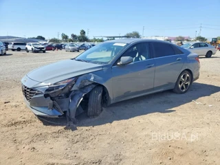 HYUNDAI ELANTRA LIMITED