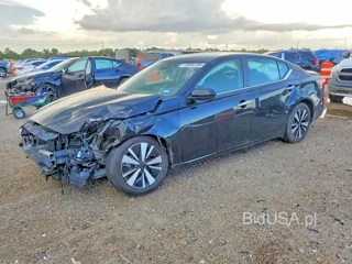 NISSAN ALTIMA SV