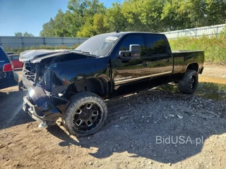 GMC SIERRA K3500 DENALI
