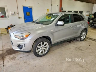MITSUBISHI OUTLANDER SPORT SE