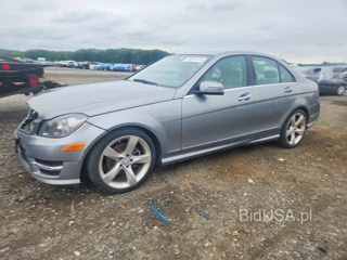 MERCEDES-BENZ C 250