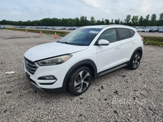 HYUNDAI TUCSON SPORT
