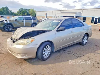TOYOTA CAMRY STANDARD
