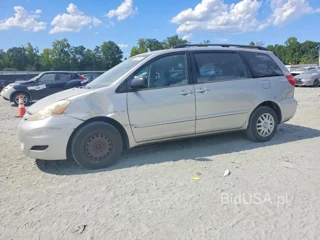 TOYOTA SIENNA CE 7-PASSENGER