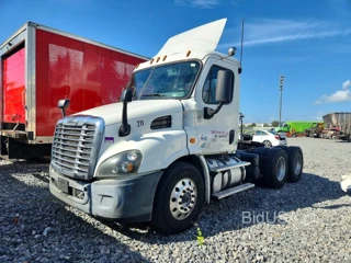 FREIGHTLINER CASCADIA 113