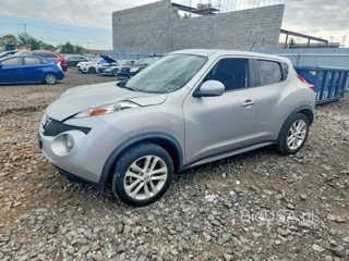 NISSAN JUKE S