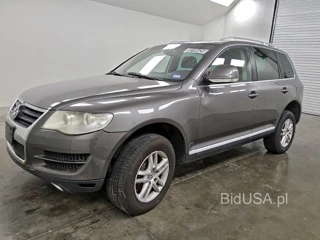 VOLKSWAGEN TOUAREG 2 V6