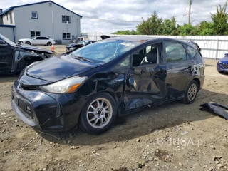 TOYOTA PRIUS V TWO