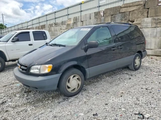 TOYOTA SIENNA LE