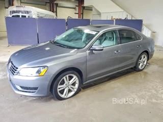 VOLKSWAGEN PASSAT SE