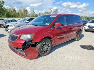 CHRYSLER TOWN & COUNTRY S