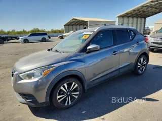 NISSAN KICKS SV