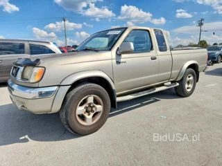 NISSAN FRONTIER XE DESERT RUNNER