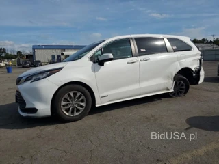 TOYOTA SIENNA LE LE