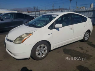 TOYOTA PRIUS BASE