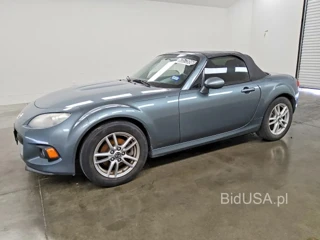 MAZDA MX-5 MIATA SPORT