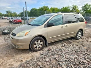 TOYOTA SIENNA LE 7 PASSENGER