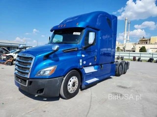 FREIGHTLINER CASCADIA 126