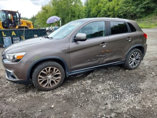 MITSUBISHI OUTLANDER SPORT ES