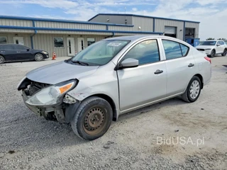 NISSAN VERSA S PLUS