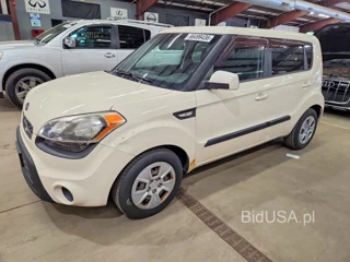 KIA SOUL BASE