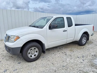NISSAN FRONTIER S