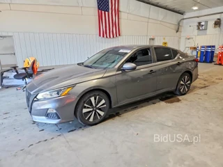 NISSAN ALTIMA SV
