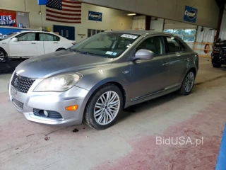 SUZUKI KIZASHI SPORT SLS