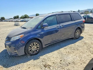 TOYOTA SIENNA XLE 8-PASSENGER