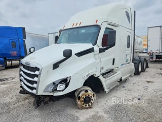 FREIGHTLINER CASCADIA 126