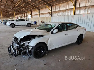 NISSAN ALTIMA S
