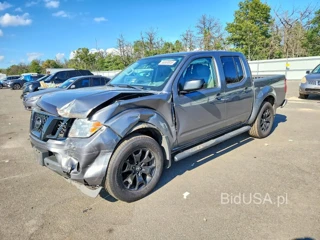 NISSAN FRONTIER SV