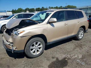 TOYOTA HIGHLANDER SE