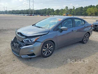 NISSAN VERSA SV