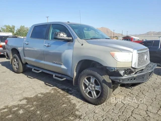 TOYOTA TUNDRA LIMITED
