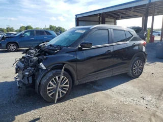 NISSAN KICKS SV