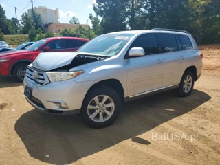 TOYOTA HIGHLANDER BASE
