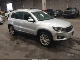 VOLKSWAGEN VOLKSWAGEN TIGUAN SE