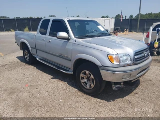 TOYOTA TOYOTA TUNDRA SR5 V8