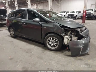 TOYOTA TOYOTA PRIUS V TWO
