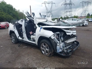 TOYOTA TOYOTA RAV4 XLE