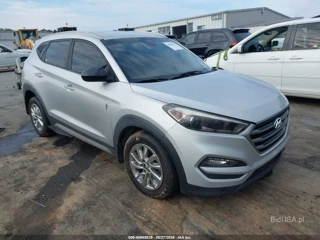 HYUNDAI HYUNDAI TUCSON SE