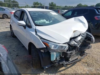 NISSAN NISSAN VERSA SV XTRONIC CVT
