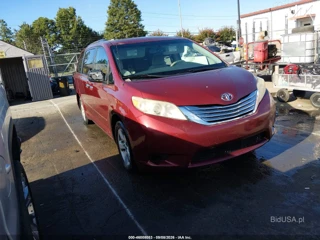 TOYOTA TOYOTA SIENNA LE V6 8 PASSENGER