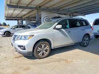 NISSAN PATHFINDER SV