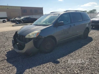 TOYOTA SIENNA LE 7 PASSENGER