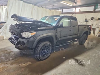 TOYOTA TACOMA SR
