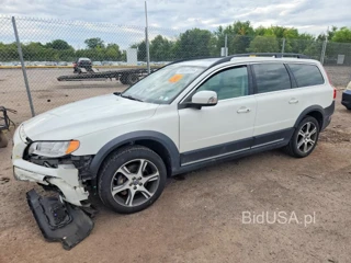 VOLVO XC70 T6 PLATINUM