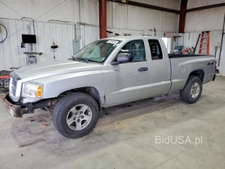 DODGE DAKOTA SLT