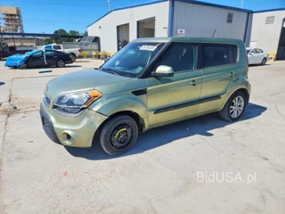 KIA SOUL +